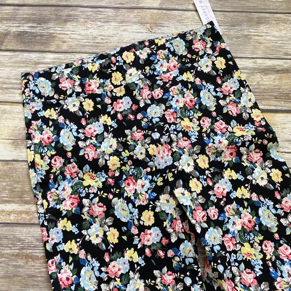 Margaret M floral printed slimming pull on pants black floral - Picture 2 of 5